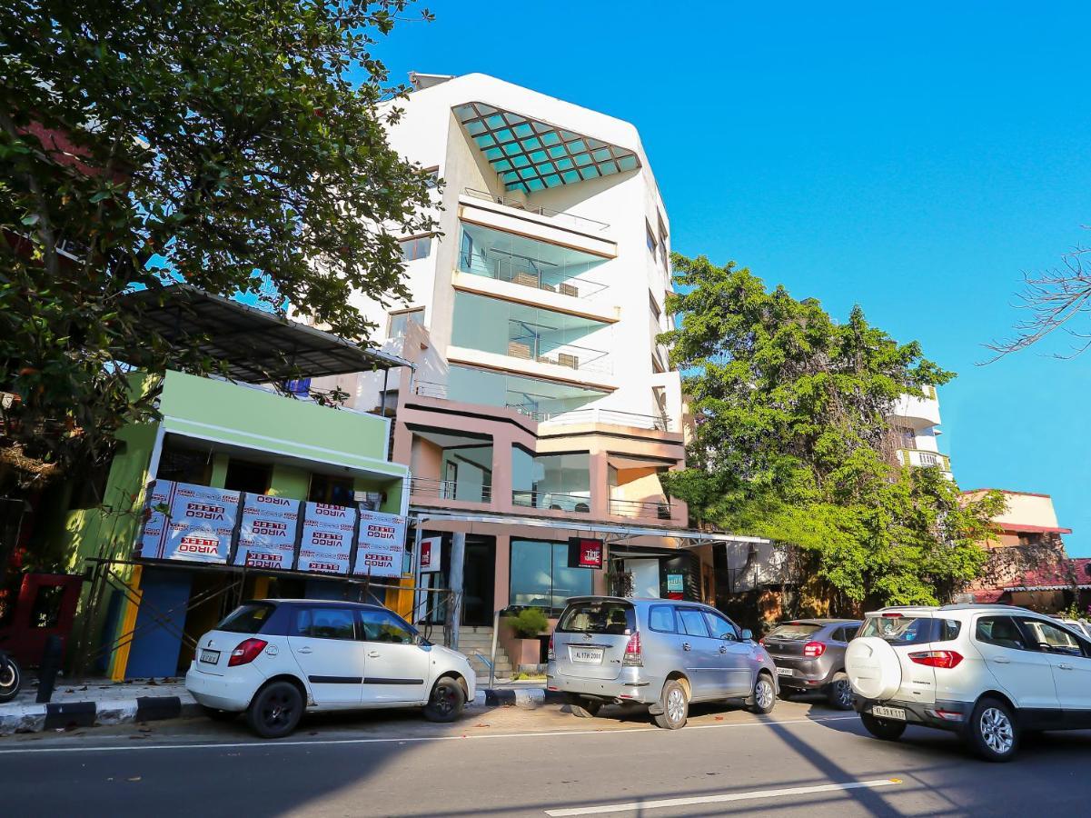 Treebo Trend Time Square Marine Drive Hotell Kochi Exteriör bild